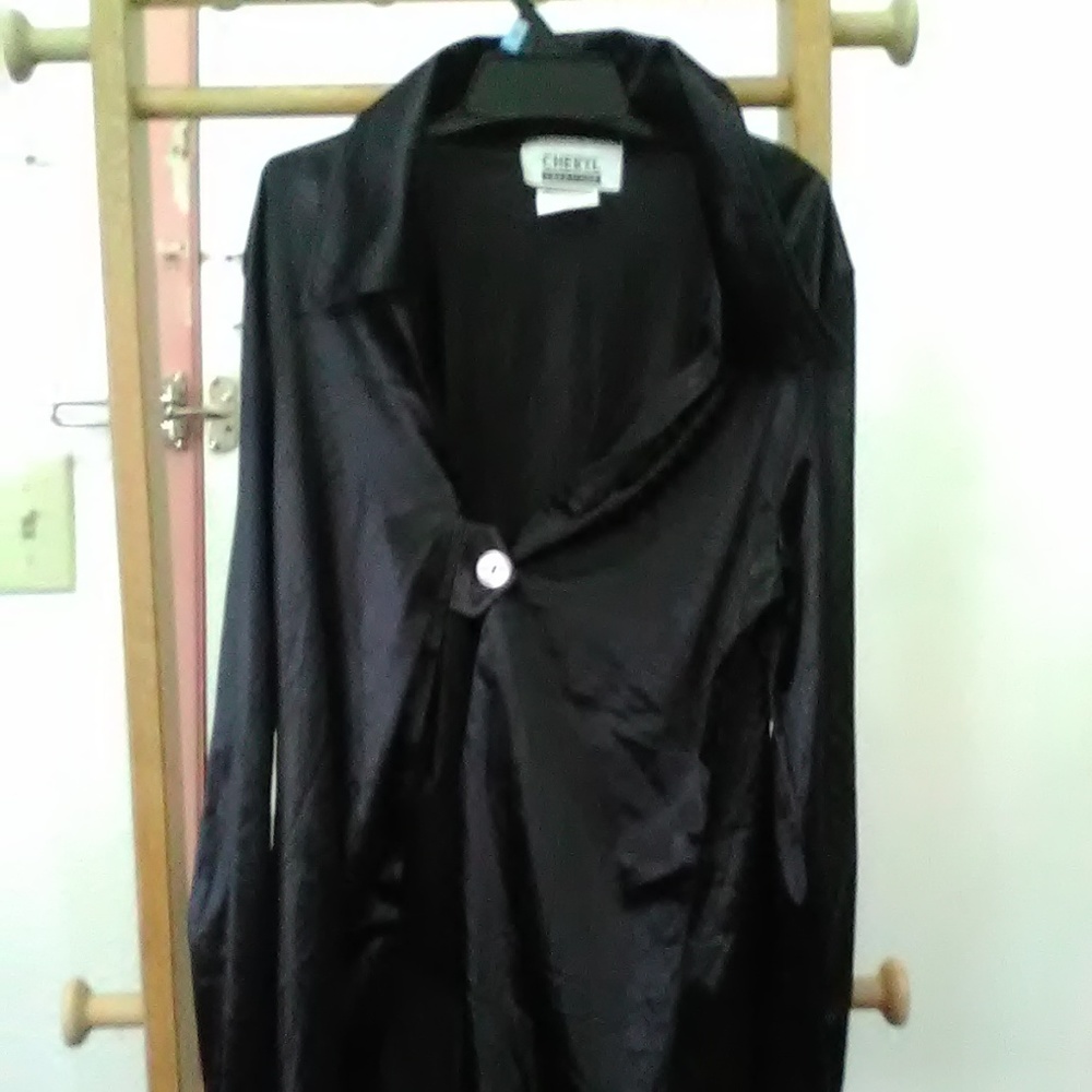 Cheryl Creations Long Sleeve Shirt Size S (NEW!)